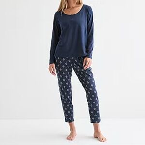 Liz Claiborne two piece sleep set
